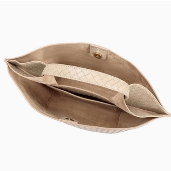 Cream House of Harlow Purse(NOT PART OF SALE) - Picture 3 of 8